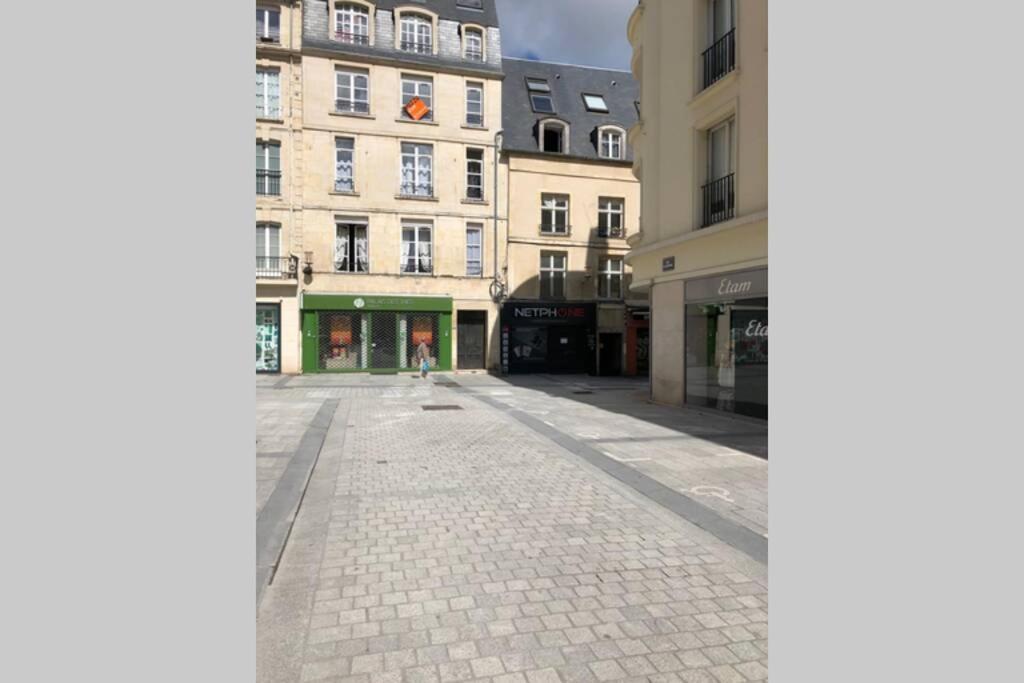Appartement Caen Hyper Centre ภายนอก รูปภาพ
